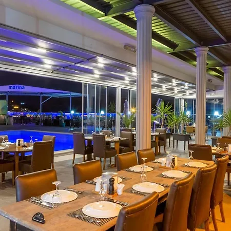 Marina Hotel