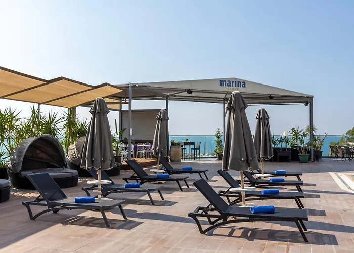 Marina Hotel 4*