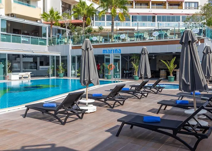 Marina Hotel