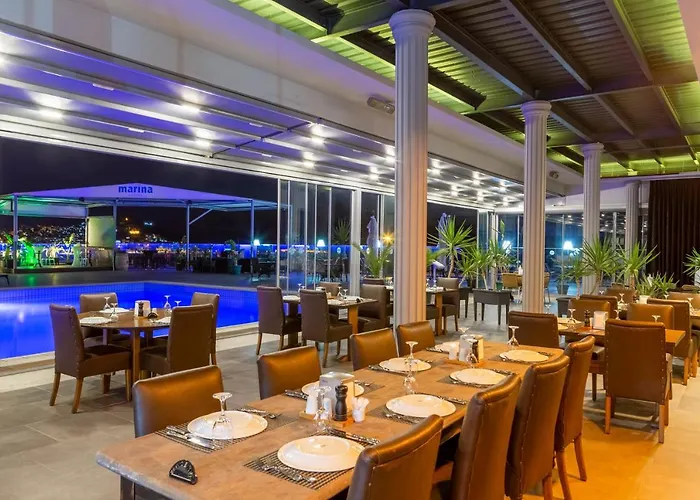 Marina Hotel