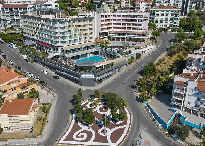 Marina Hotel
