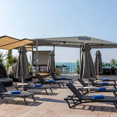 Marina Otel 4*